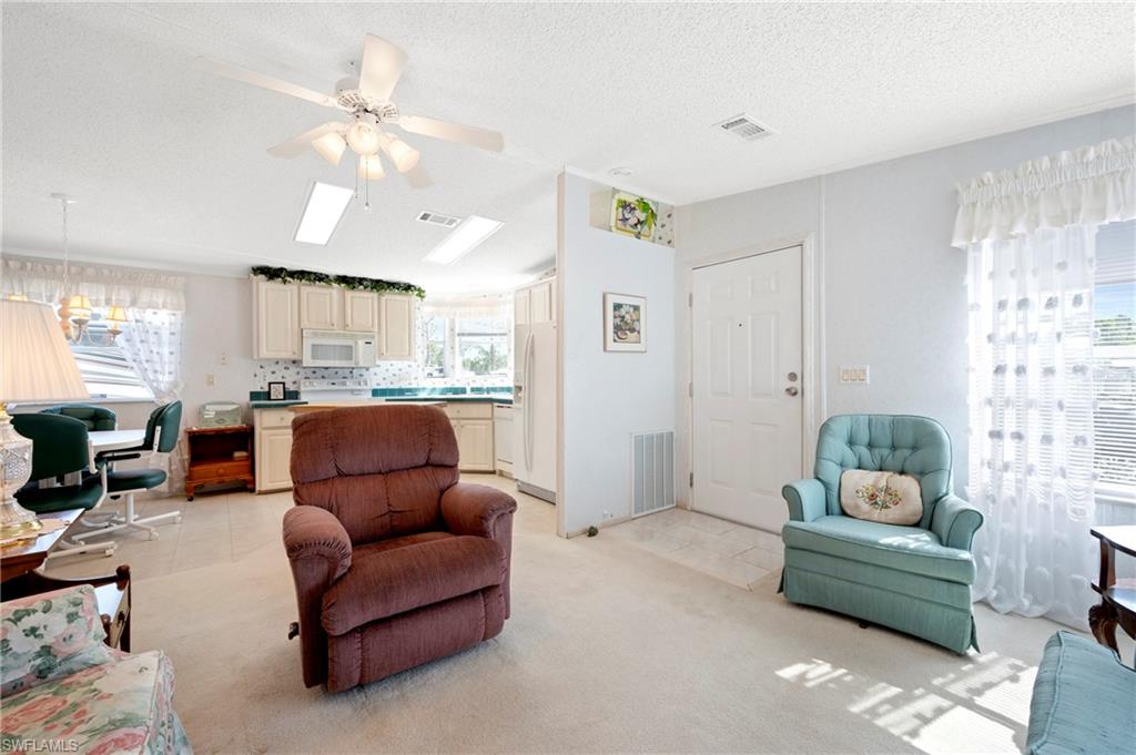 126 Wispy Dr Property Photo 7