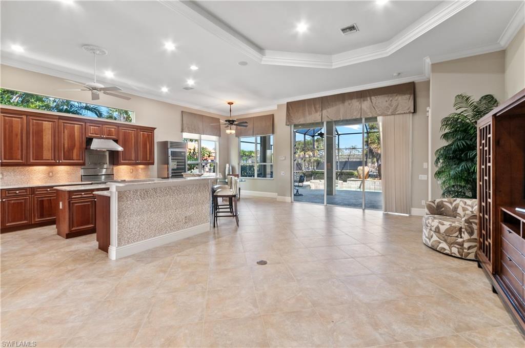 12083 Via Cercina Dr Property Photo 4