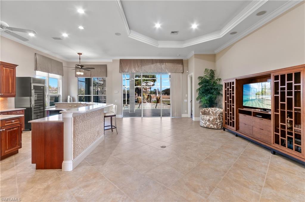 12083 Via Cercina Dr Property Photo 5