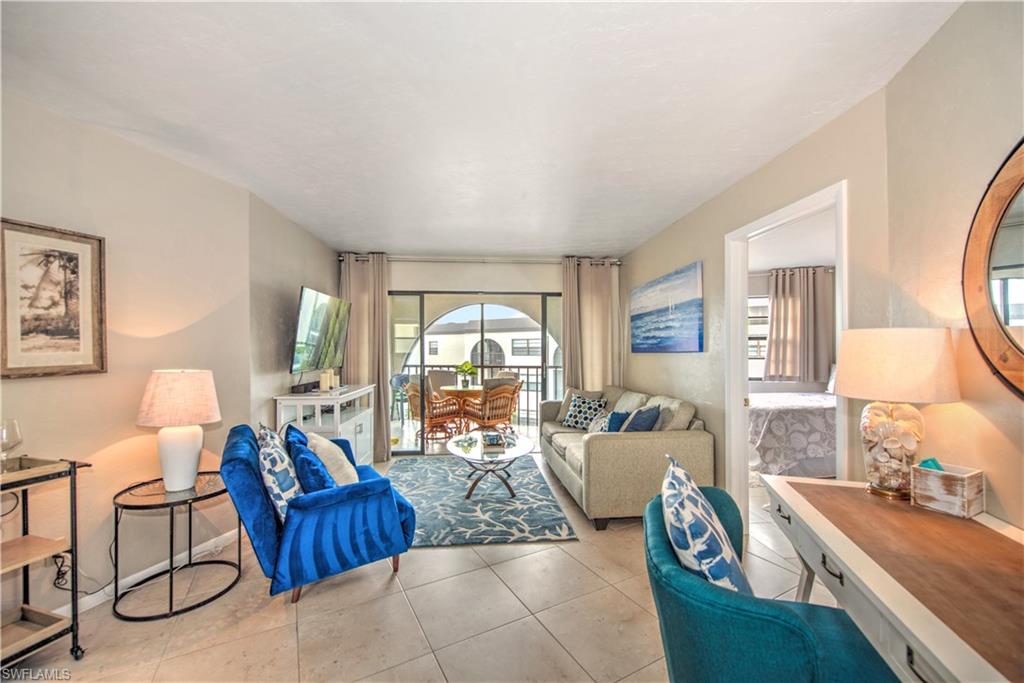1027 Anglers Cv # B502 Property Photo 4
