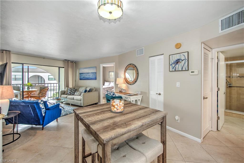 1027 Anglers Cv # B502 Property Photo 5