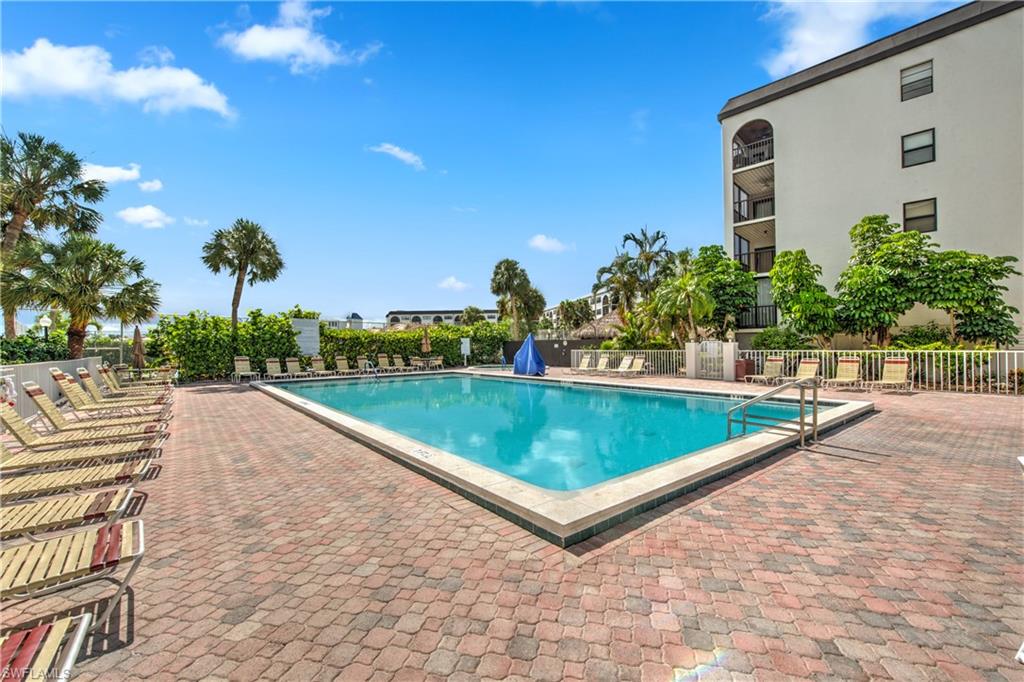 1027 Anglers Cv # B502 Property Photo 18