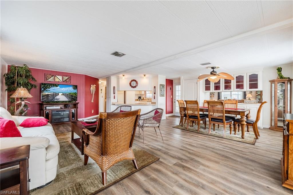 500 Jacklin Ln Property Photo 6