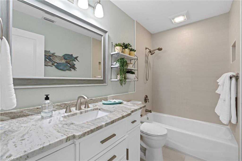 5630 Queens Kew Property Photo 13