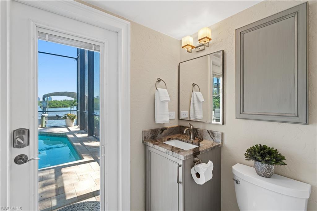 5630 Queens Kew Property Photo 16