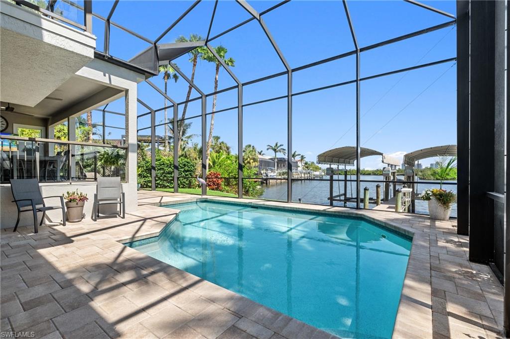 5630 Queens Kew Property Photo 23