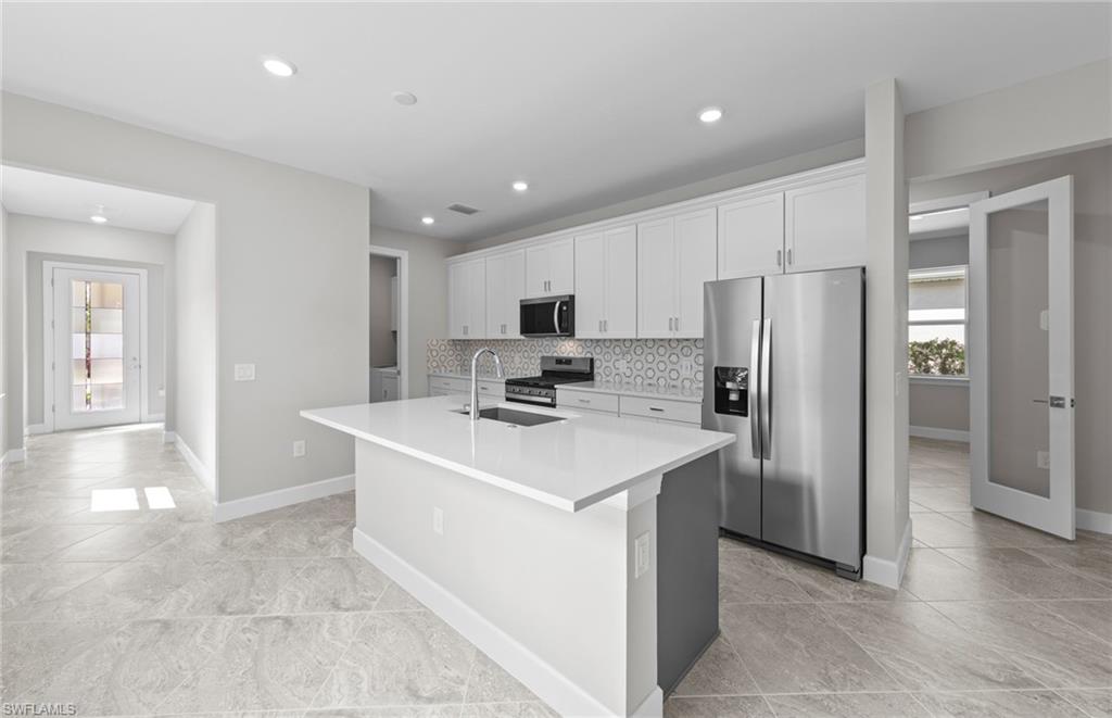 17317 Willow Tree Ln Property Photo 8