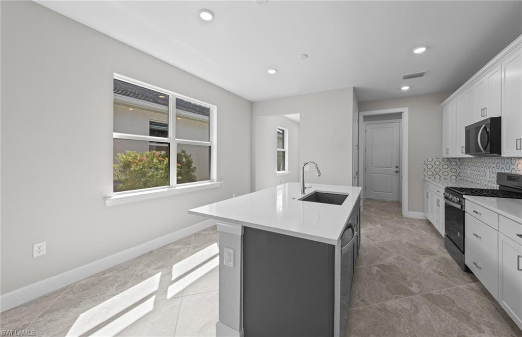 17317 Willow Tree Ln Property Photo 10