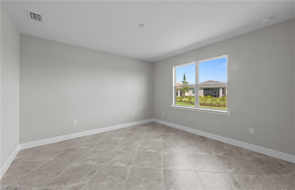17317 Willow Tree Ln Property Photo 18
