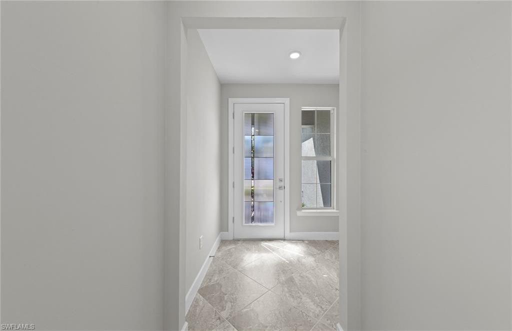 17317 Willow Tree Ln Property Photo 21