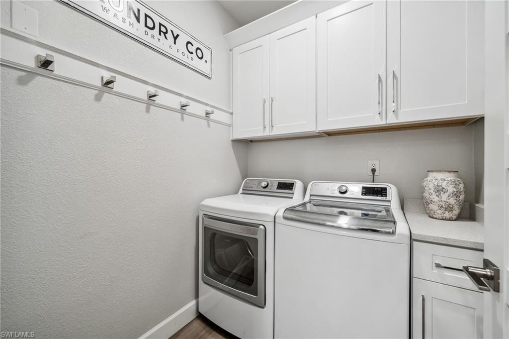 529 La Caruna Ct Property Photo 19