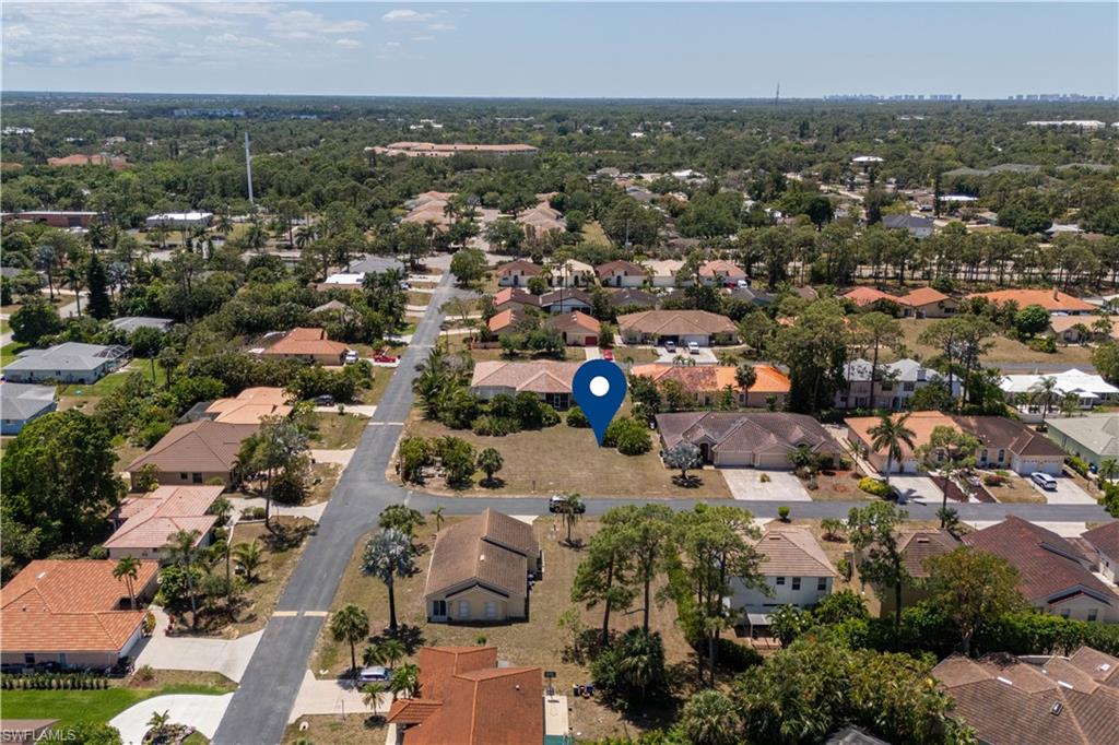 11273 Coimbra Ln Property Photo 3