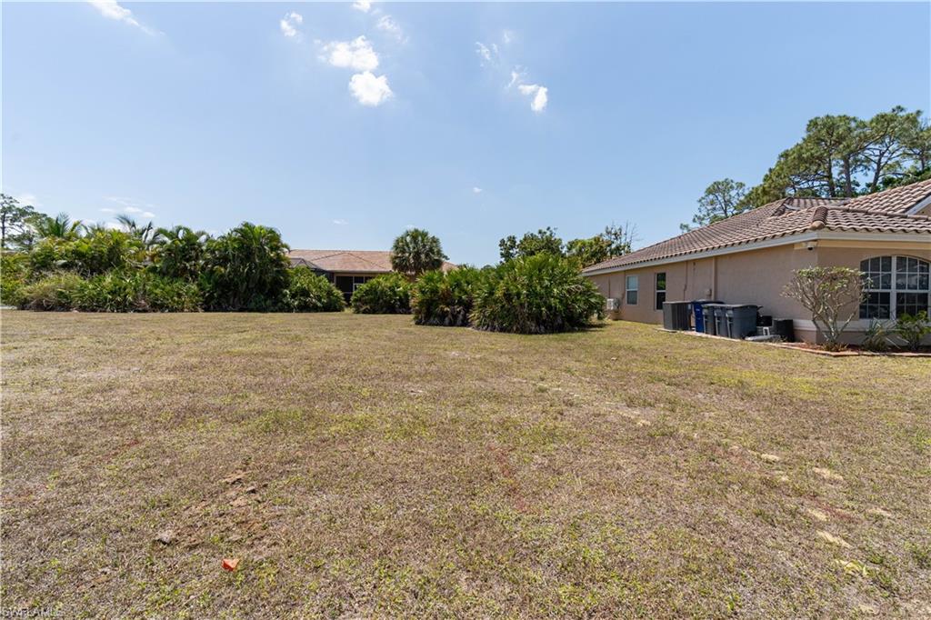 11273 Coimbra Ln Property Photo 15