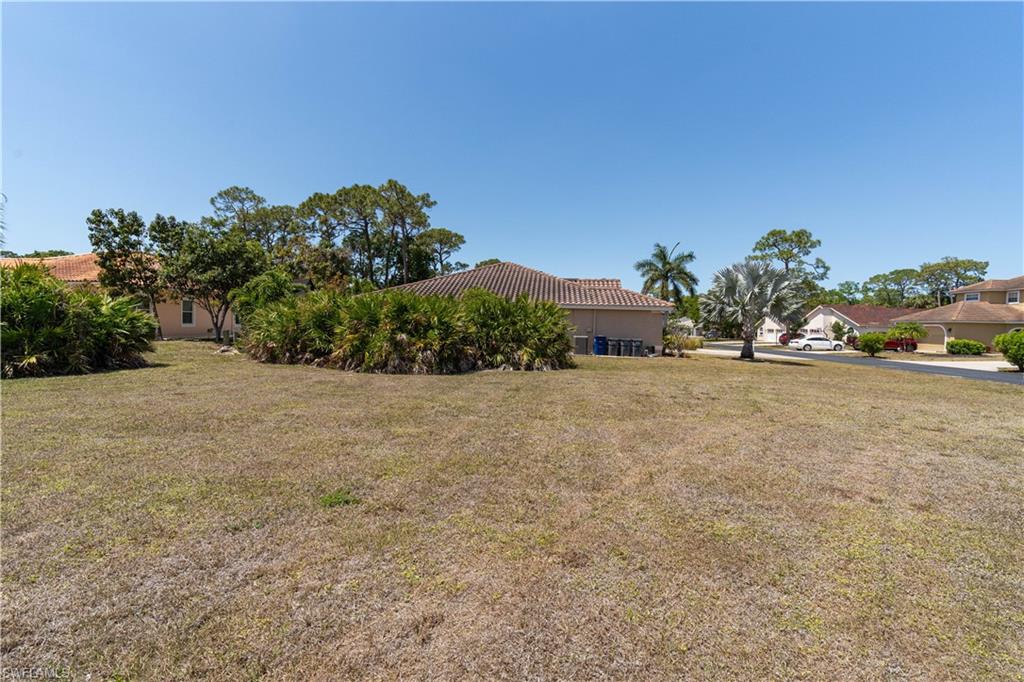 11273 Coimbra Ln Property Photo 18