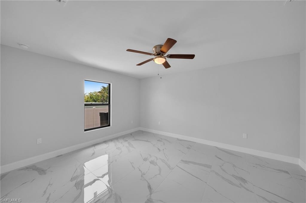 1102 Santa Barbara Blvd N Property Photo 12
