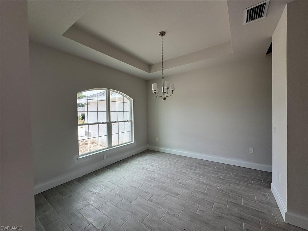 302 Se 15th Ter Property Photo 5