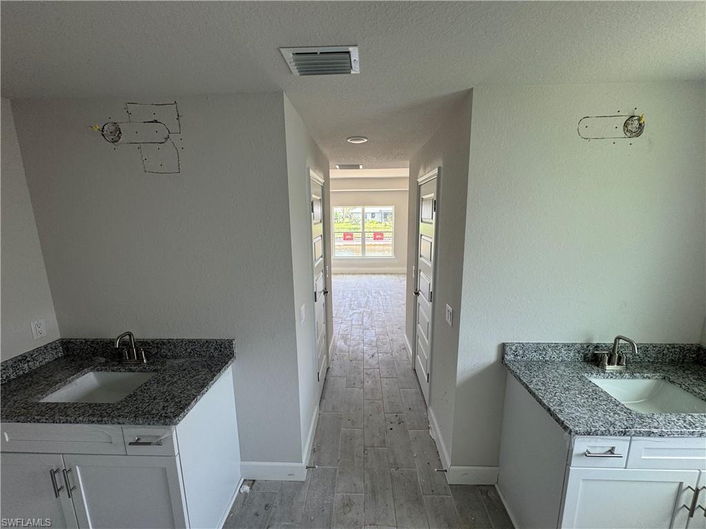 302 Se 15th Ter Property Photo 16