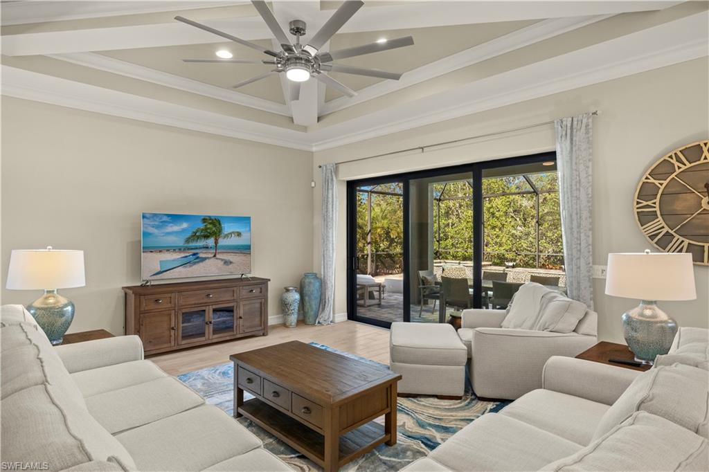15929 Tropical Breeze Dr Property Photo 14