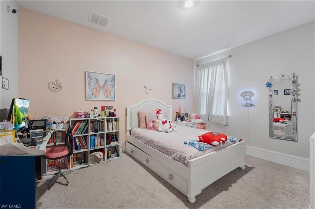 1025 Nw 7th Pl Property Photo 21