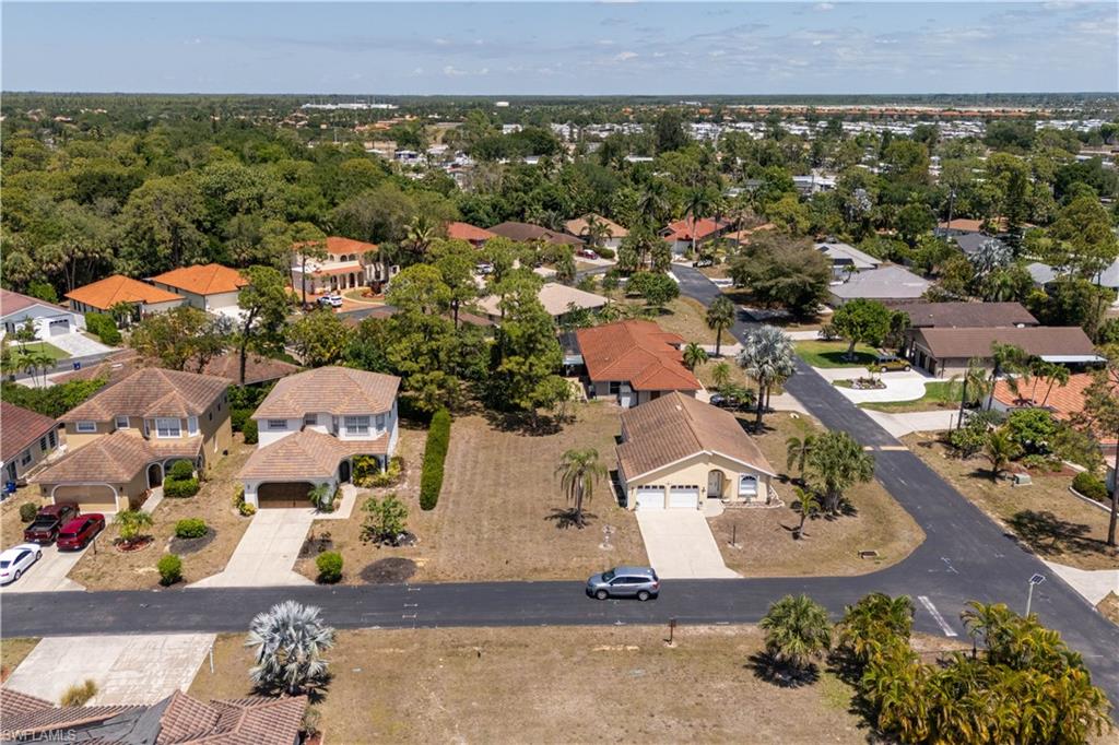 11264 Coimbra Ln Property Photo 4