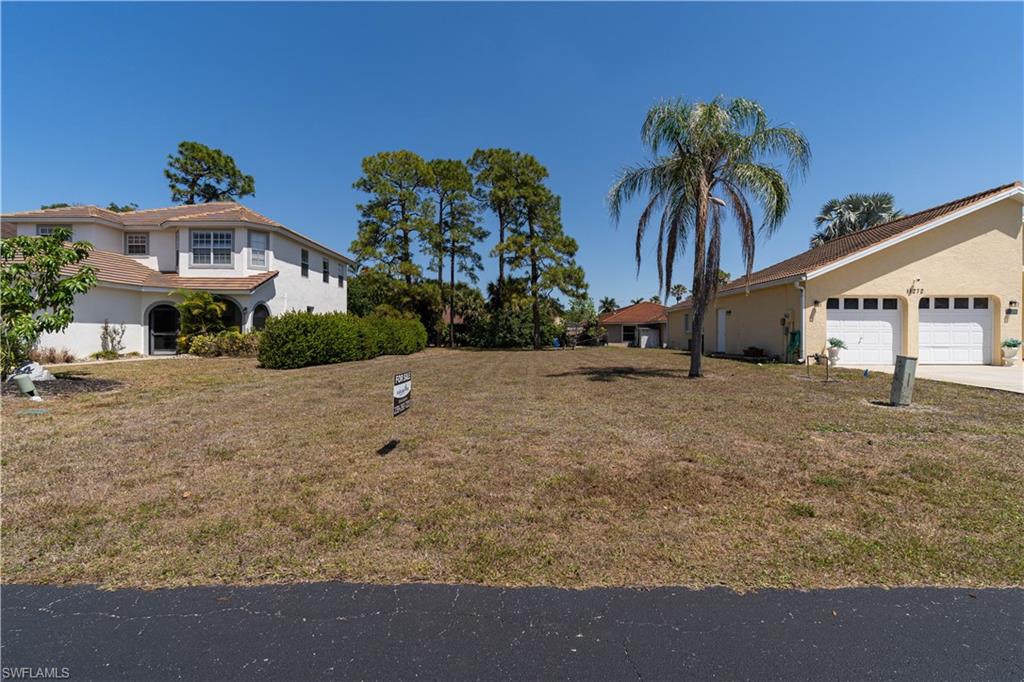 11264 Coimbra Ln Property Photo 12