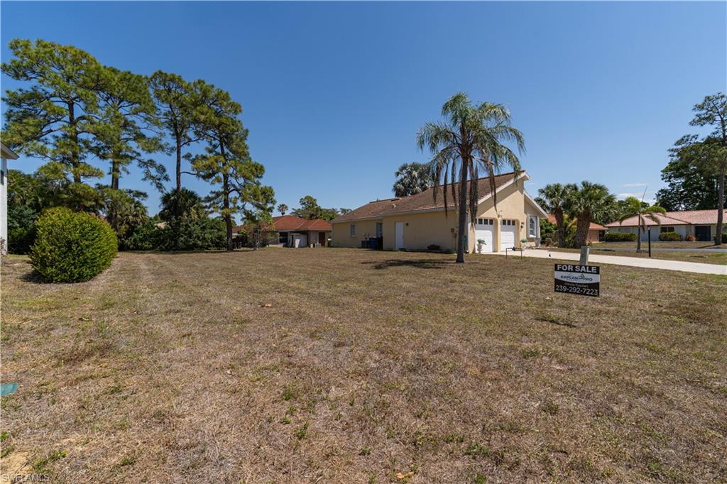 11264 Coimbra Ln Property Photo 13