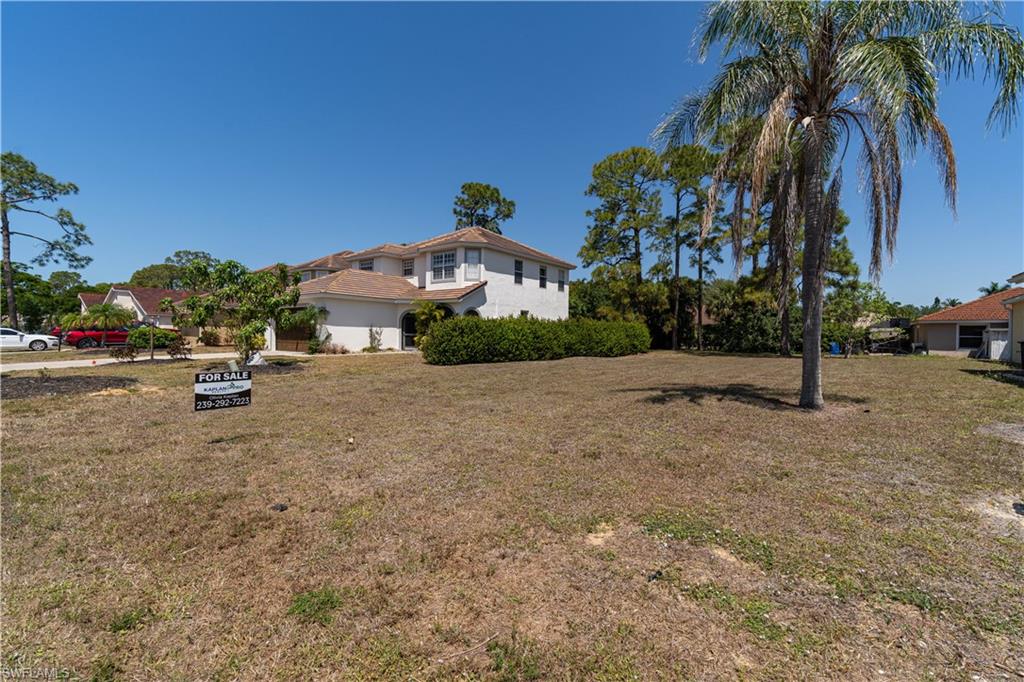 11264 Coimbra Ln Property Photo 14