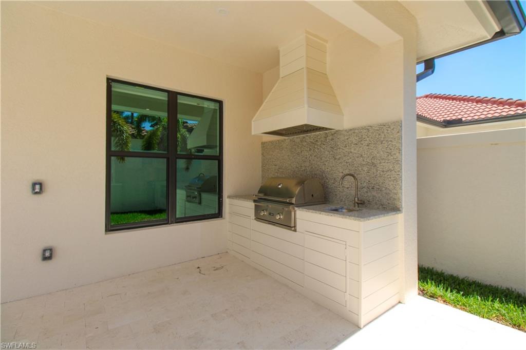 7972 Cordoba Pl Property Photo 42