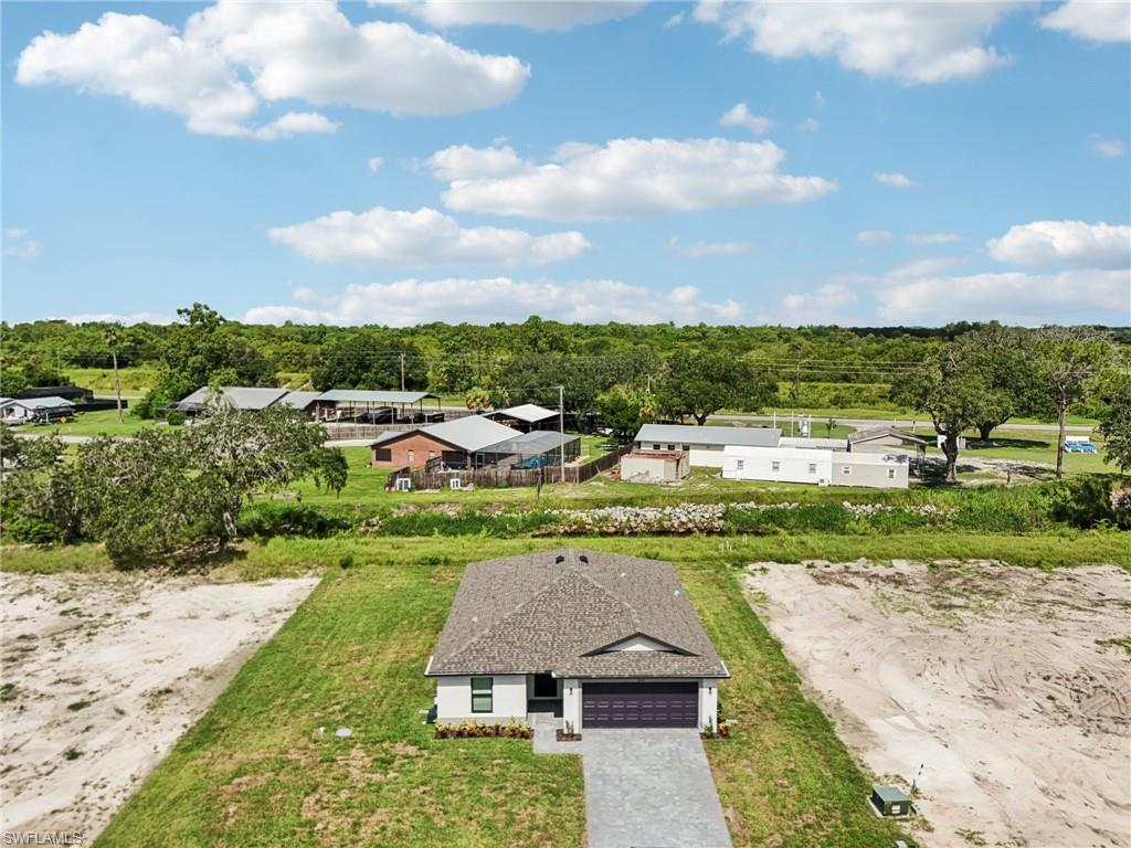 225037569 Property Photo 16