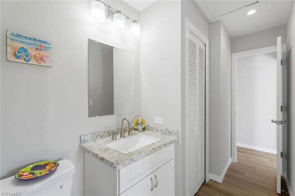 15630 Crystal Lake Dr # 103 Property Photo 20