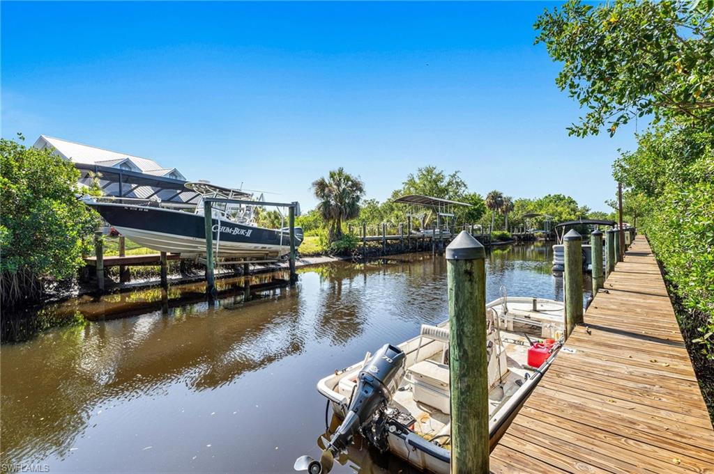 15630 Crystal Lake Dr # 103 Property Photo 31
