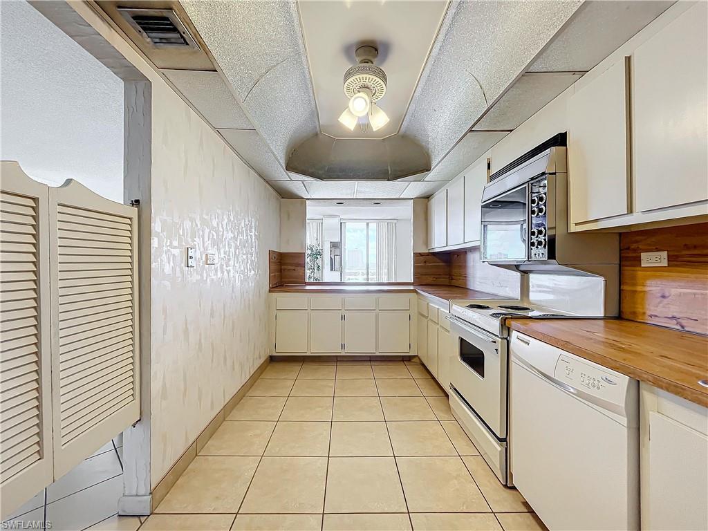 20225 34th Ct Property Photo 17
