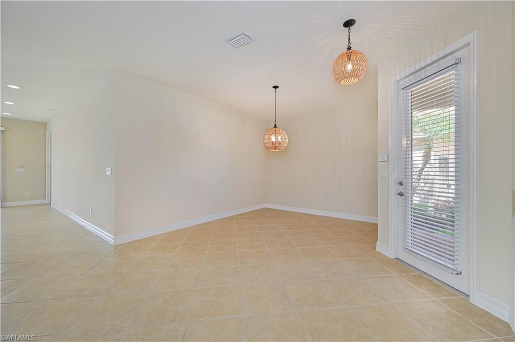 10486 Winged Elm Ln Property Photo 9
