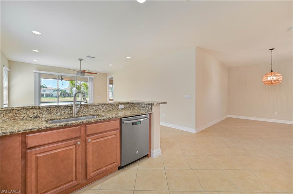10486 Winged Elm Ln Property Photo 13