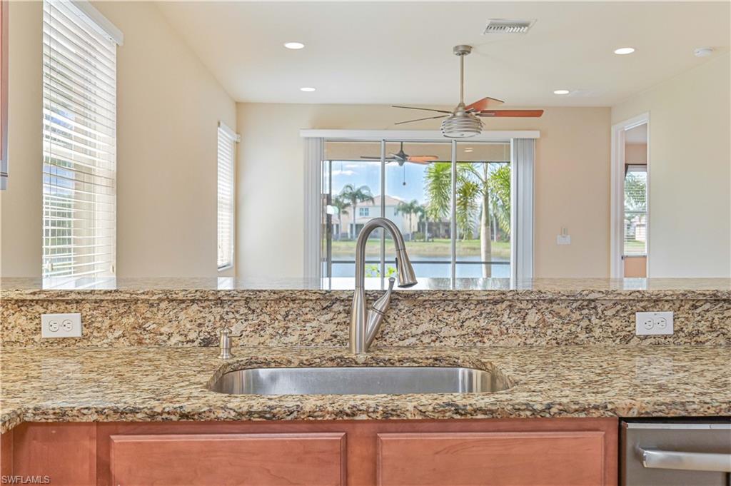 10486 Winged Elm Ln Property Photo 14