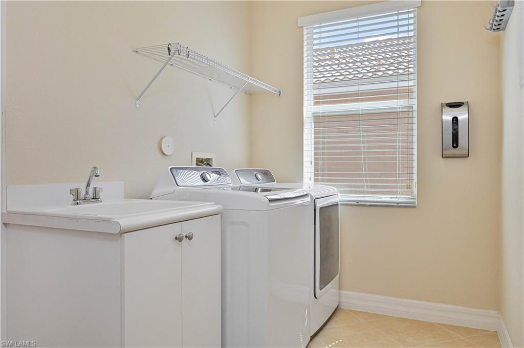 10486 Winged Elm Ln Property Photo 32