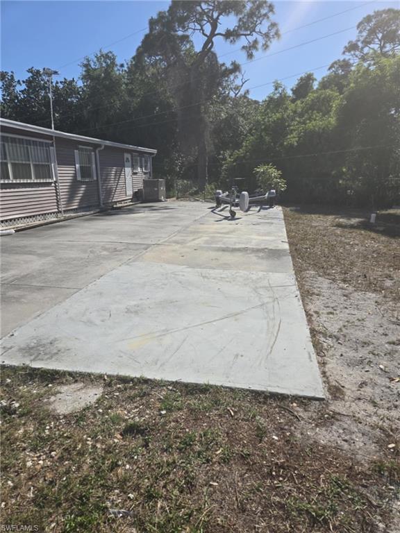 20640 River Dr Property Photo 4
