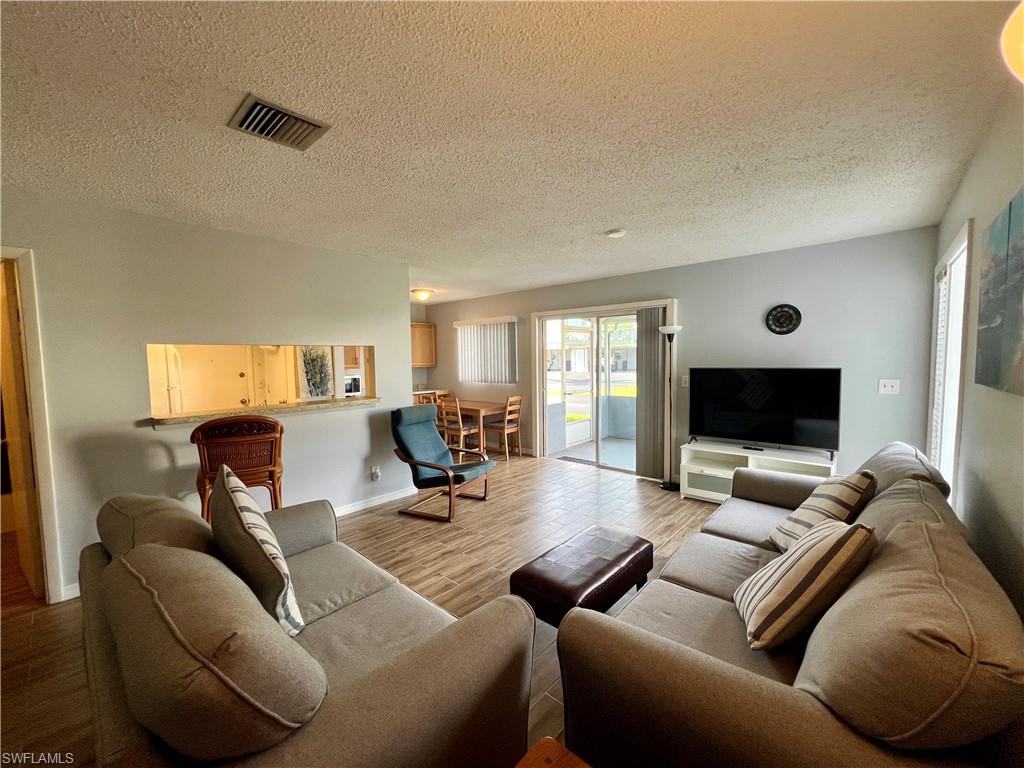 3370 Yukon Cir 3 Property Photo 9