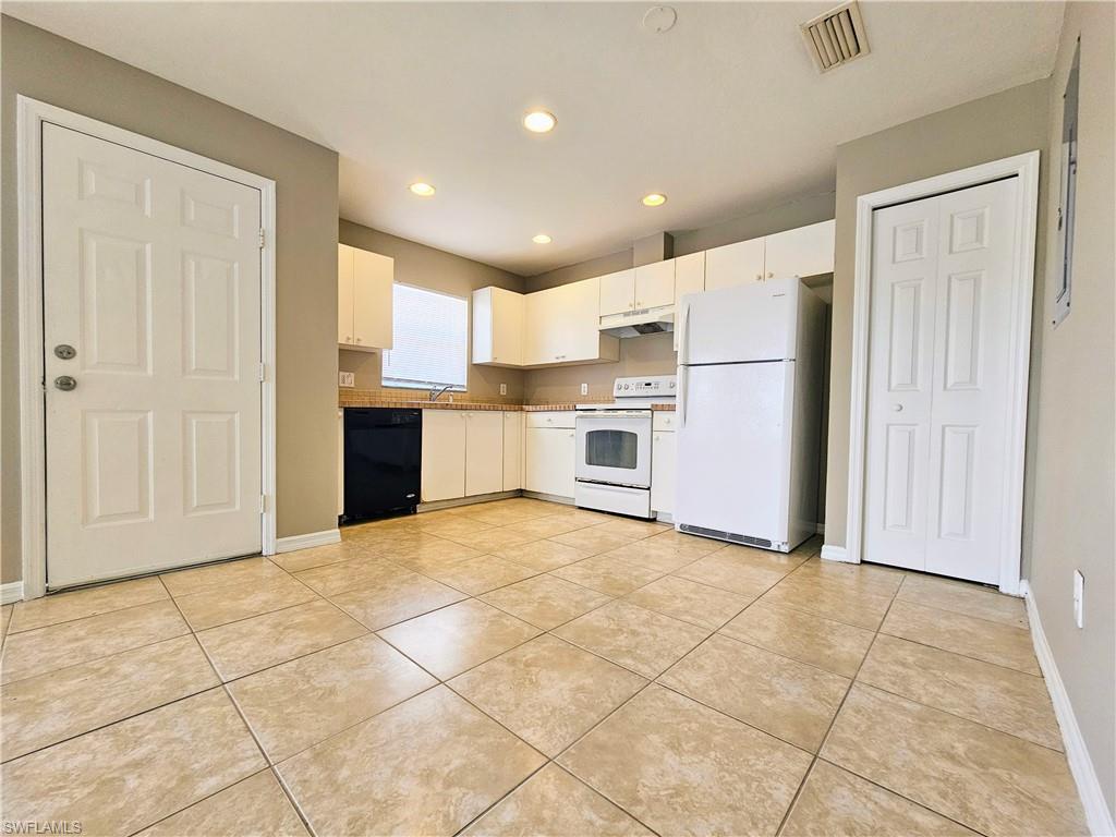 2600-2602 Leda Ave S Property Photo 10