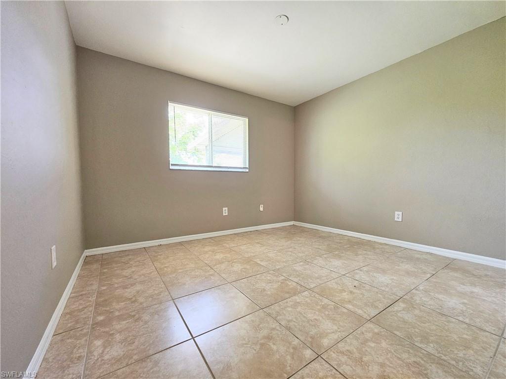 2600-2602 Leda Ave S Property Photo 18