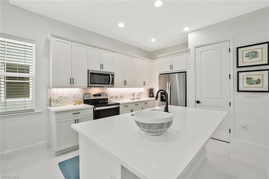 7295 Cayo Coco Ln Property Photo 6