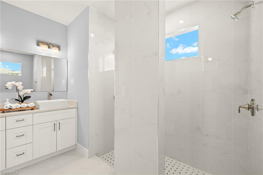 3909 16th St W Property Photo 21
