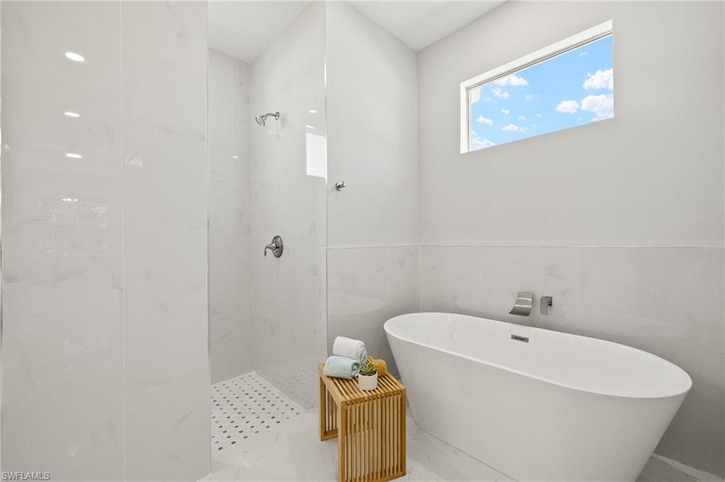 3909 16th St W Property Photo 22