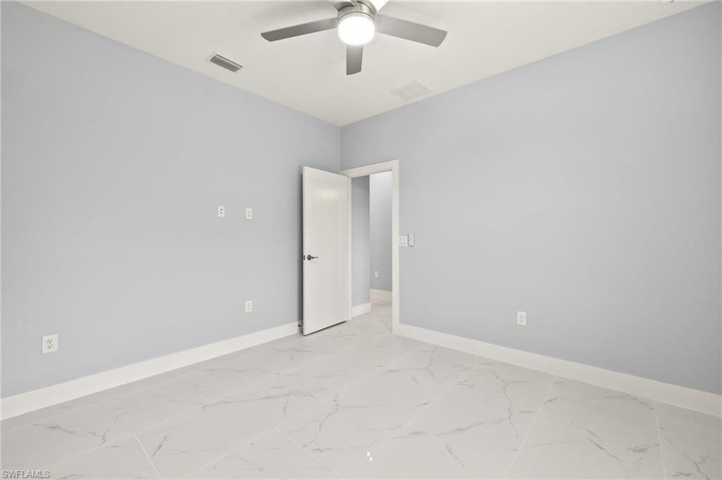 3909 16th St W Property Photo 23