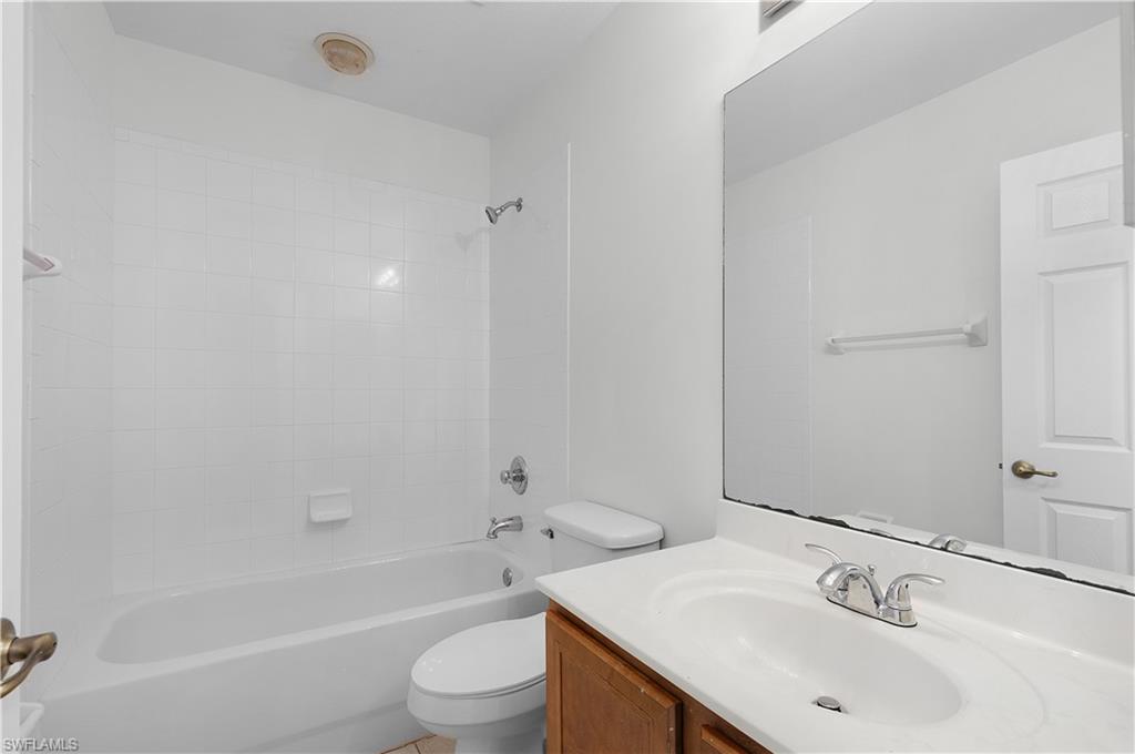 2408 Laurentina Ln Property Photo 11