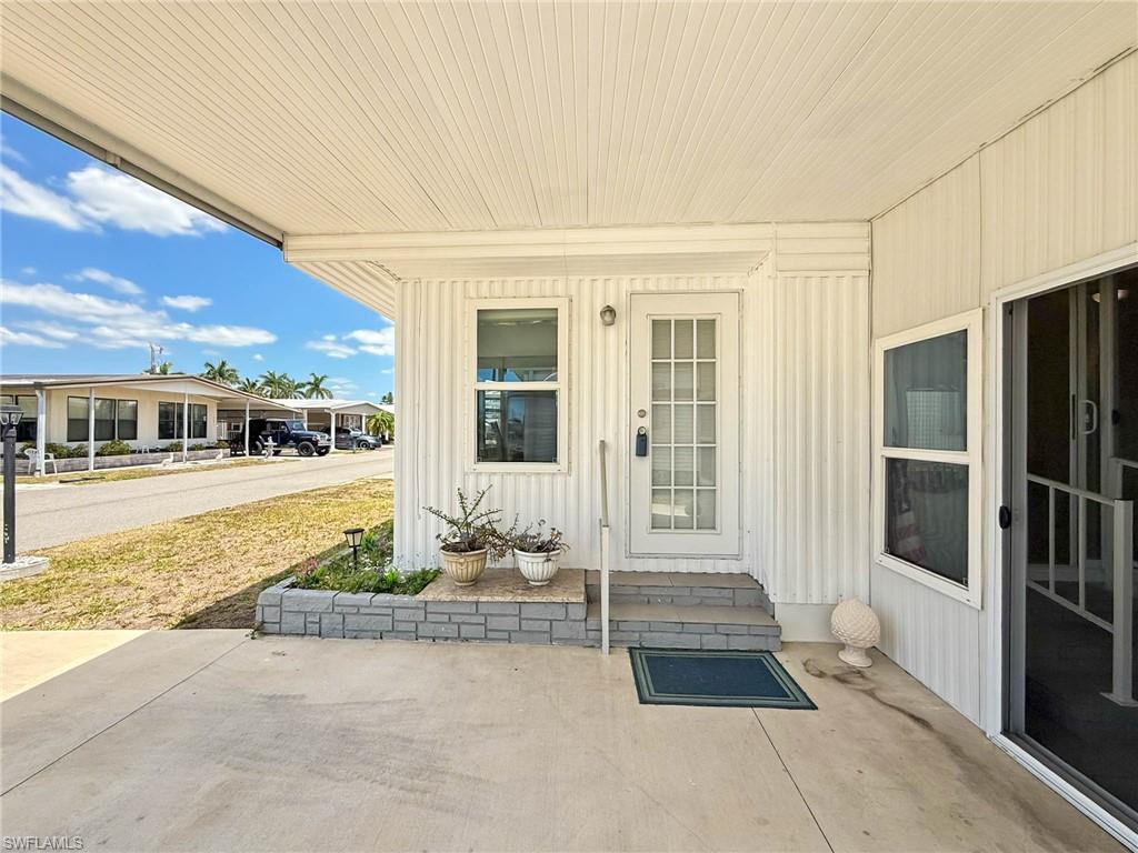 3388 Rainbow Ln Property Photo 3