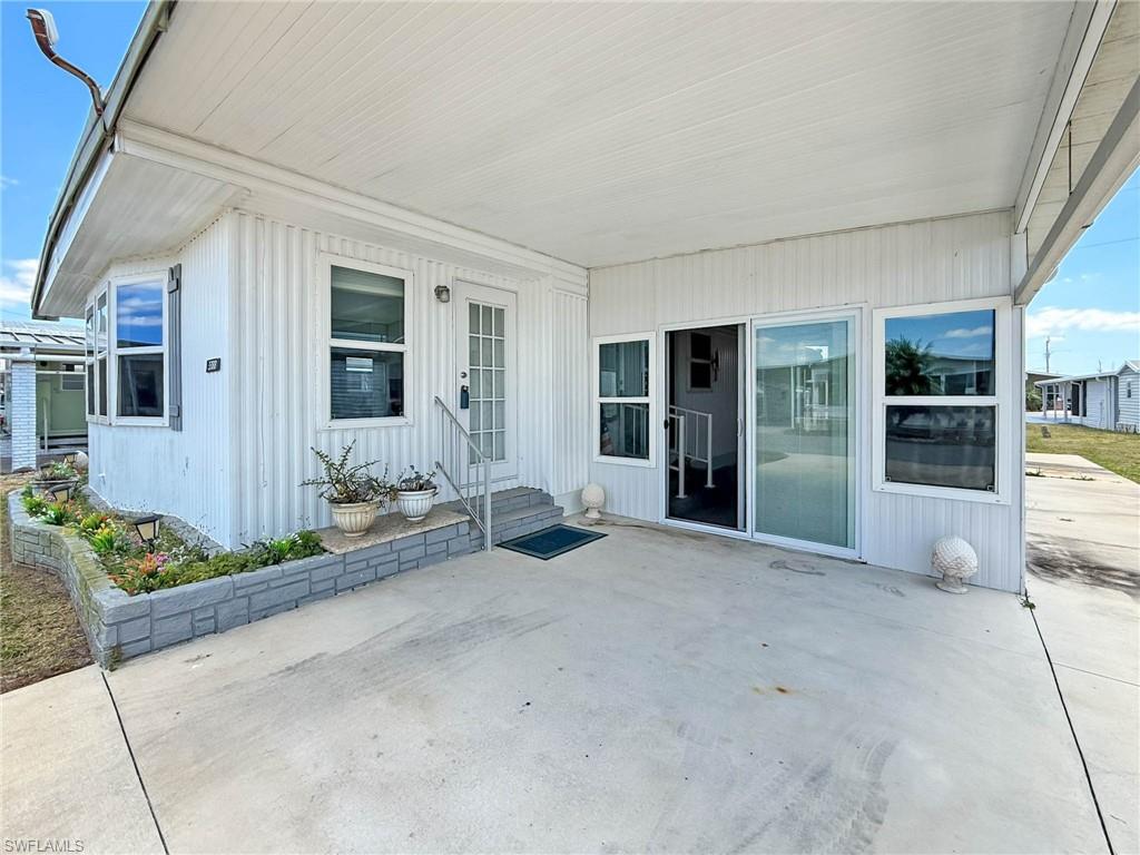 3388 Rainbow Ln Property Photo 4