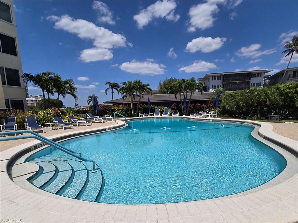 3410 Gulf Shore Blvd N # 605 Property Photo 4