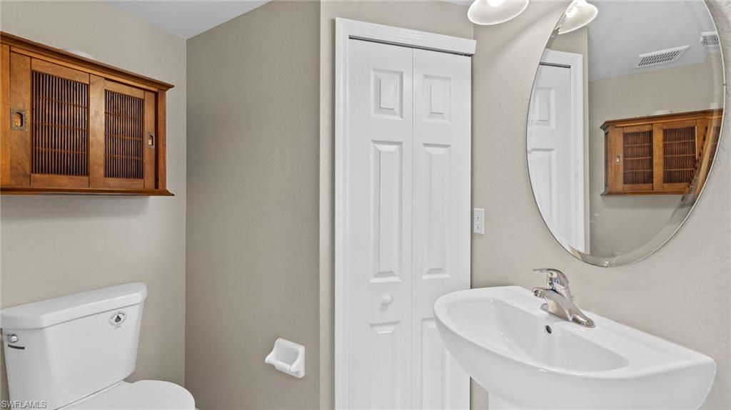 9055 Gervais Cir # 1401 Property Photo 8