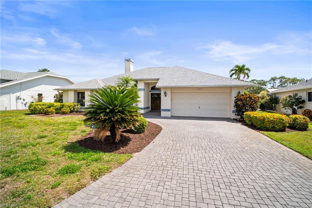 22691 Island Lakes Dr Property Photo 3
